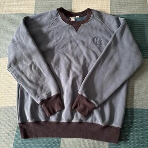 Undefeated crewneck sweatshirt